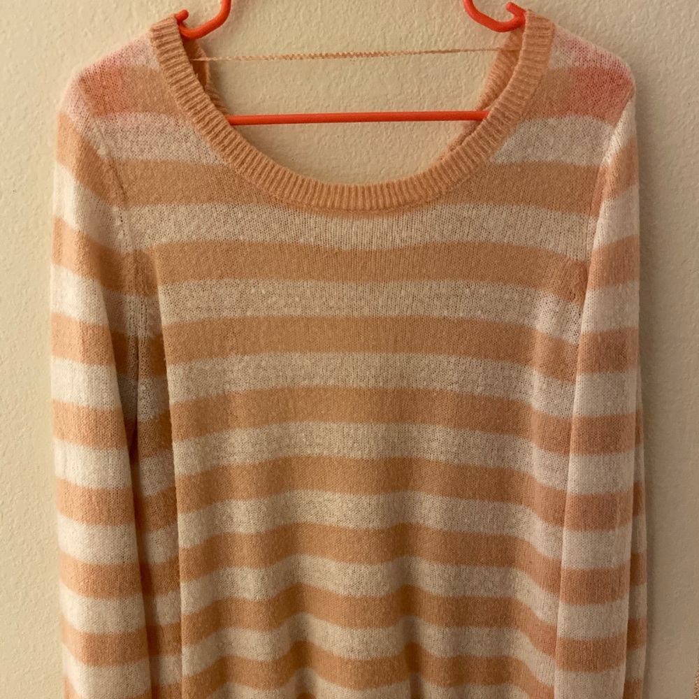 Long sleeve sweater